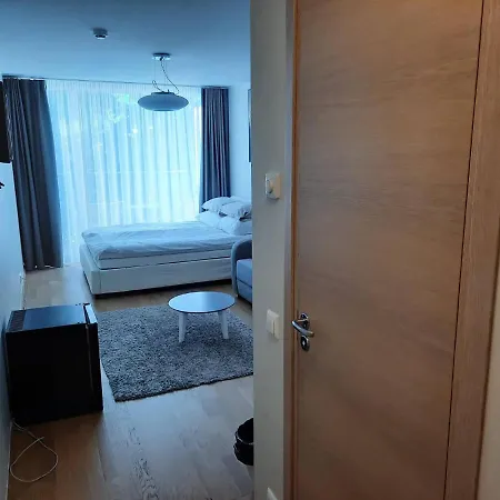 Kena, Roduga Kulaliskorter Aisa 39 アパートホテル 3*