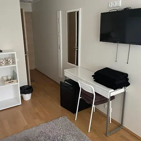 Kena, Roduga Kulaliskorter Aisa 39 Apartmanhotel 3*